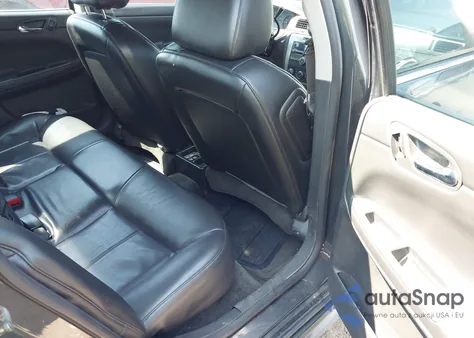 2013 Chevrolet Impala Police z USA, uszkodzony, nr VIN 2G1WD5E37D1198335